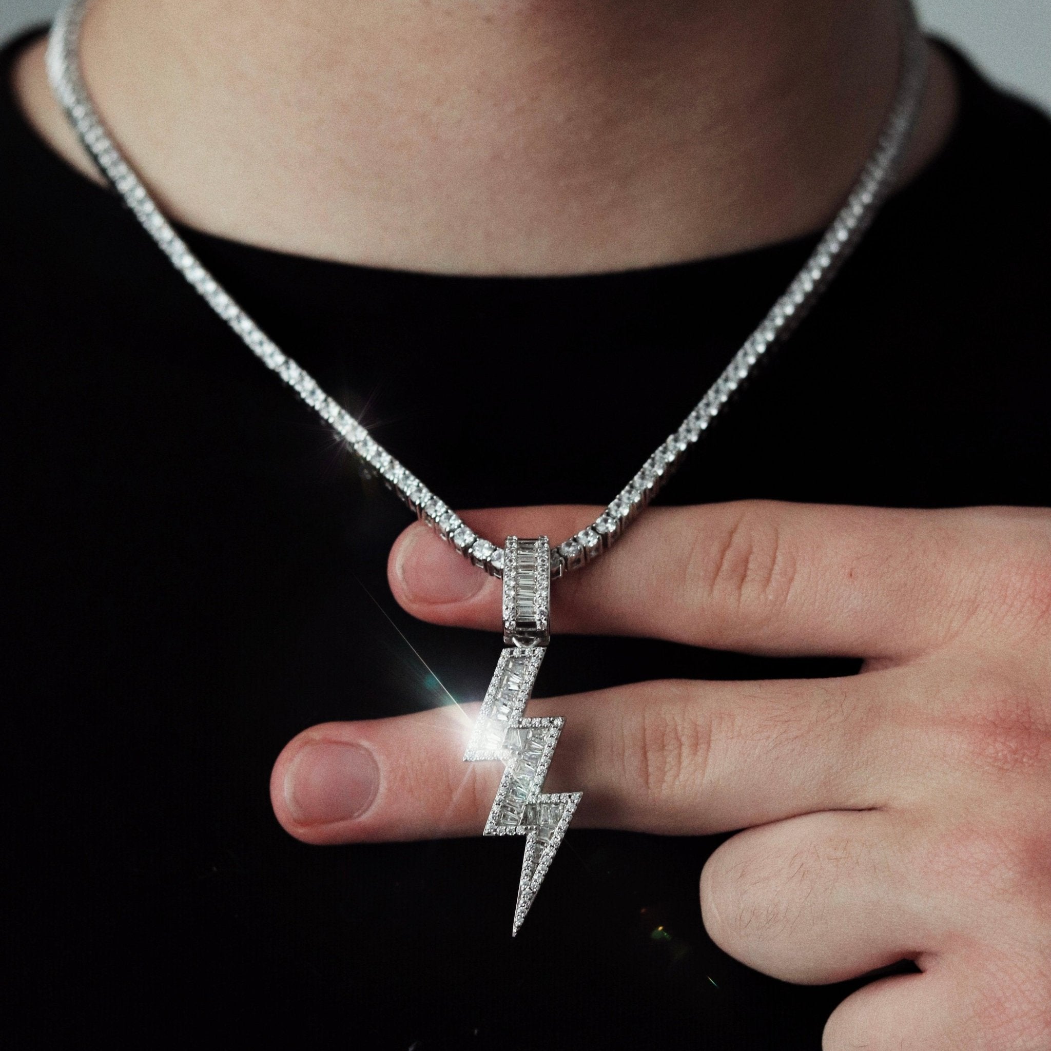 Baguette Lightning Bolt Pendant - White Gold - Ordanni